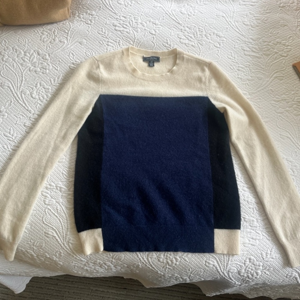 Color block cashmere sweater
